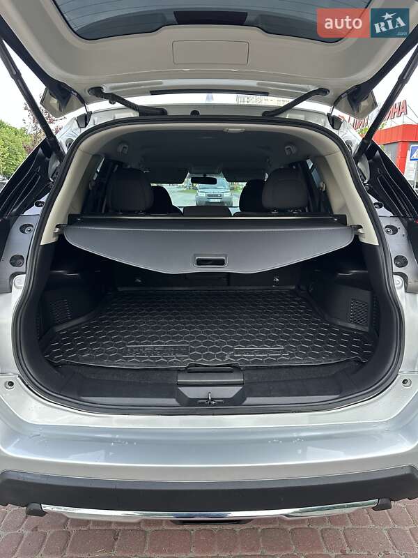 Внедорожник / Кроссовер Nissan Rogue 2017 в Львове фото 11 Внедорожник / Кроссовер Nissan Rogue 2017 в Львове
