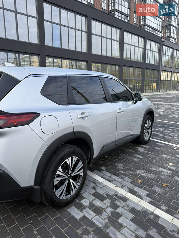 Позашляховик / Кросовер Nissan Rogue 2022 в Полтаві