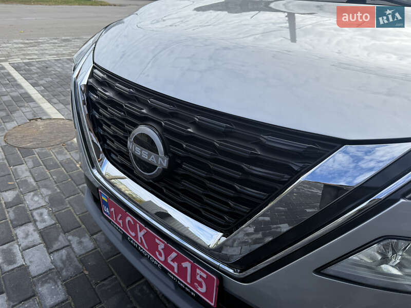 Позашляховик / Кросовер Nissan Rogue 2022 в Полтаві