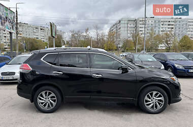 Позашляховик / Кросовер Nissan Rogue 2015 в  фото 8 Позашляховик / Кросовер Nissan Rogue 2015 в