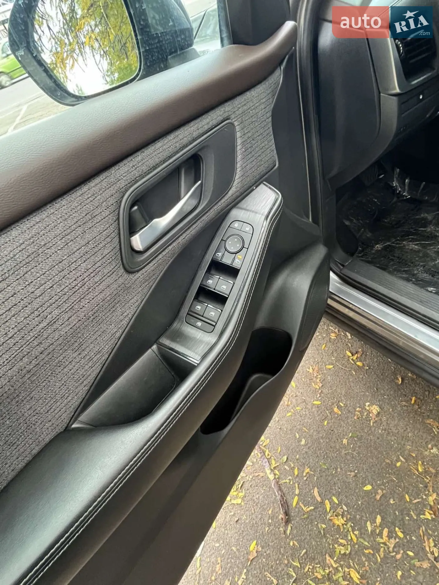 2021 Nissan Rogue - мініатюра 4