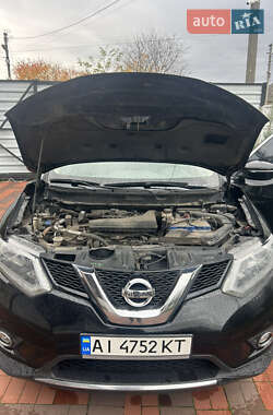 Внедорожник / Кроссовер Nissan Rogue 2015 в 