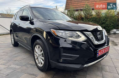 Позашляховик / Кросовер Nissan Rogue 2019 в 