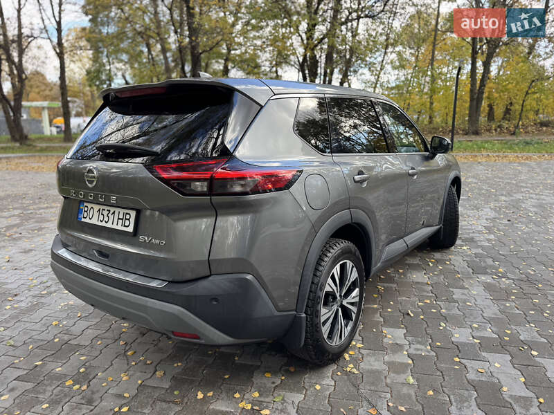 Внедорожник / Кроссовер Nissan Rogue 2020 в Тернополе