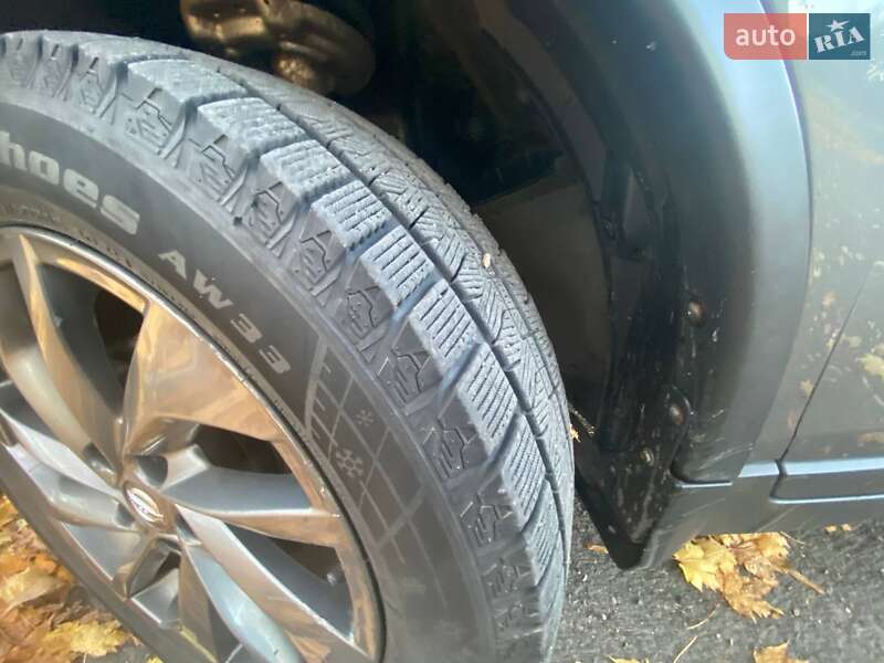 Внедорожник / Кроссовер Nissan Rogue 2015 в Гайвороне