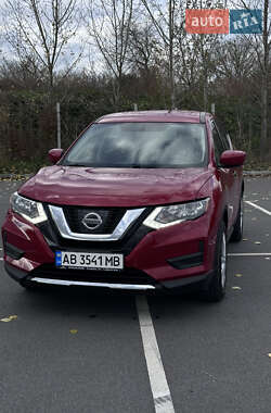 Позашляховик / Кросовер Nissan Rogue 2017 в Вінниці