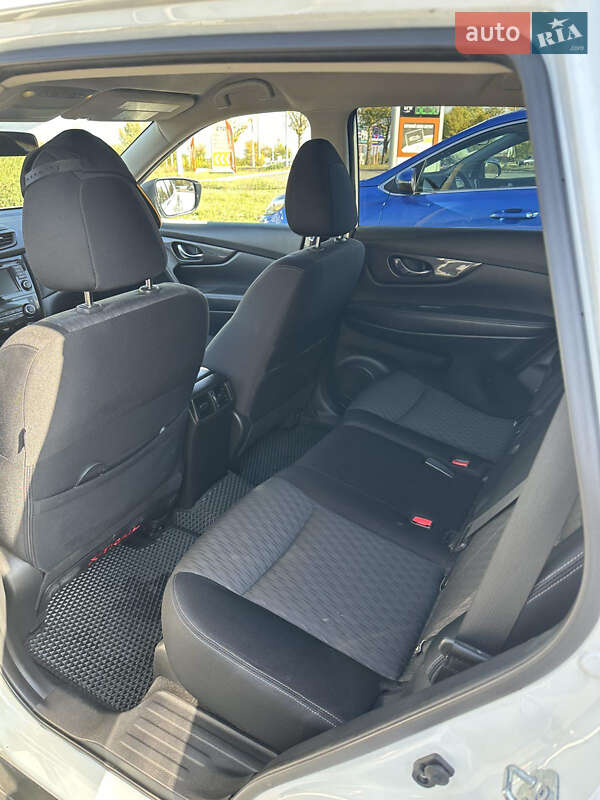 Внедорожник / Кроссовер Nissan Rogue 2018 в Каменском фото 13 Внедорожник / Кроссовер Nissan Rogue 2018 в Каменском