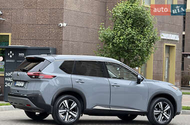 Внедорожник / Кроссовер Nissan Rogue 2021 в 
