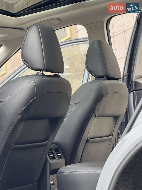 Позашляховик / Кросовер Nissan Rogue 2021 в Одесі