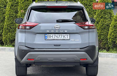 Внедорожник / Кроссовер Nissan Rogue 2021 в 