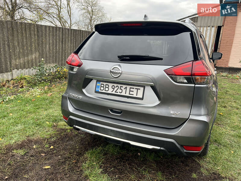 Позашляховик / Кросовер Nissan Rogue 2016 в Кременчуці