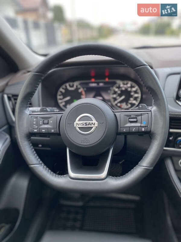 Позашляховик / Кросовер Nissan Rogue 2021 в Рівному