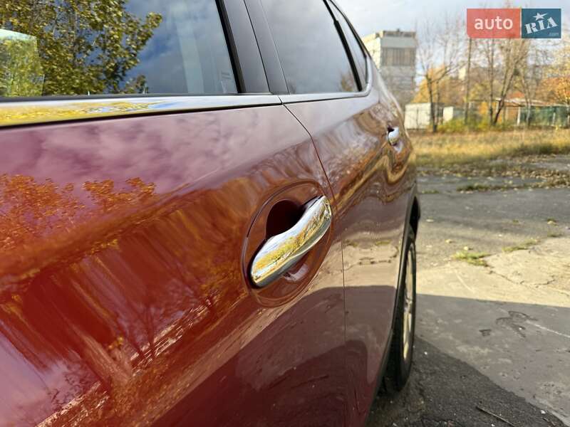 Внедорожник / Кроссовер Nissan Rogue 2014 в Киеве фото 5 Внедорожник / Кроссовер Nissan Rogue 2014 в Киеве