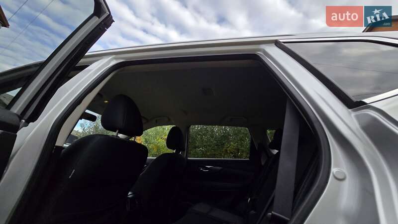 Внедорожник / Кроссовер Nissan Rogue 2017 в Полтаве фото 17 Внедорожник / Кроссовер Nissan Rogue 2017 в Полтаве