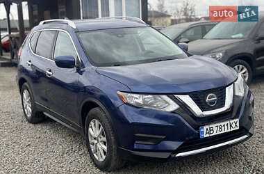 Позашляховик / Кросовер Nissan Rogue 2018 в Львові