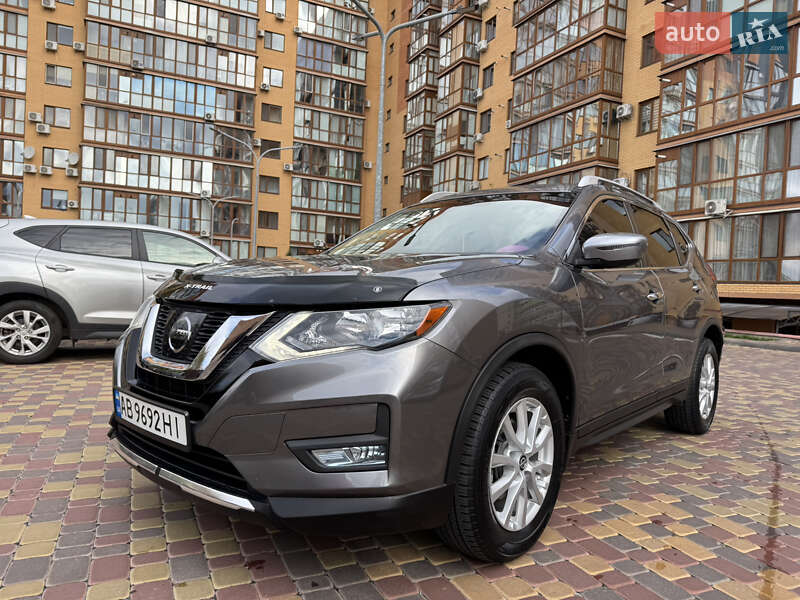 Внедорожник / Кроссовер Nissan Rogue 2019 в Виннице