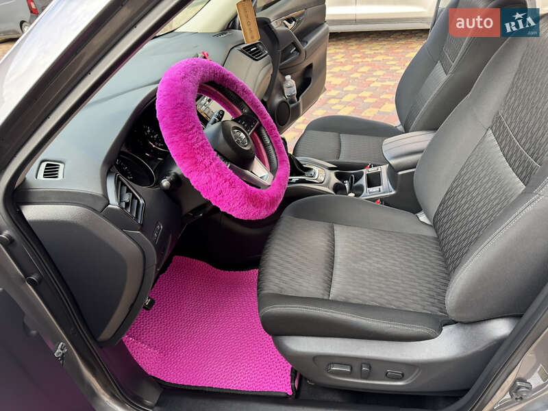 Внедорожник / Кроссовер Nissan Rogue 2019 в Виннице