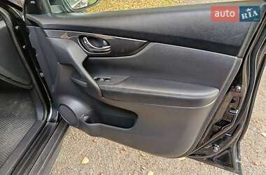 Позашляховик / Кросовер Nissan Rogue 2016 в Хмельницькому