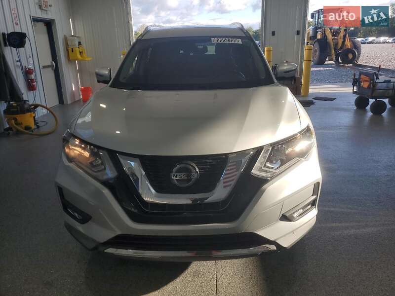 Nissan Rogue 2018
