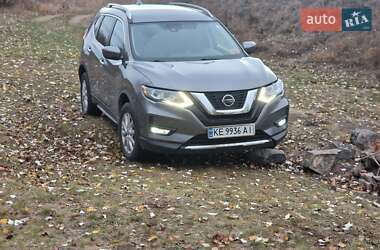 Внедорожник / Кроссовер Nissan Rogue 2020 в Дорогом