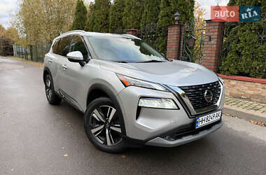 Внедорожник / Кроссовер Nissan Rogue 2020 в Киеве