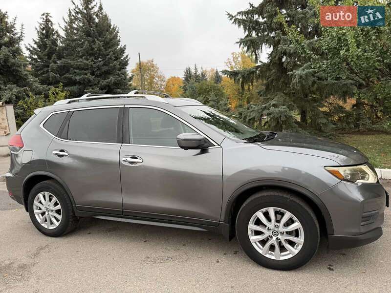 Внедорожник / Кроссовер Nissan Rogue 2017 в Чугуеве фото 2 Внедорожник / Кроссовер Nissan Rogue 2017 в Чугуеве
