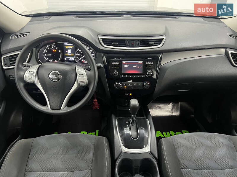 Внедорожник / Кроссовер Nissan Rogue 2016 в Одессе