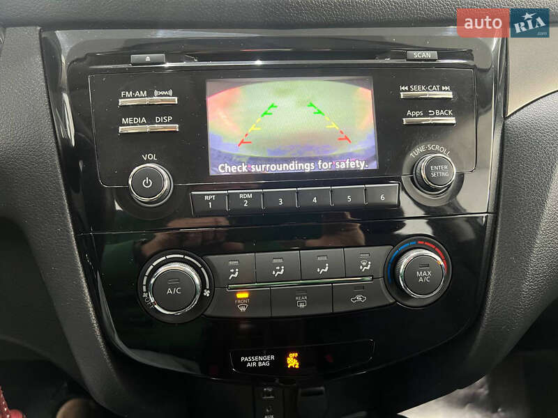 Внедорожник / Кроссовер Nissan Rogue 2016 в Одессе