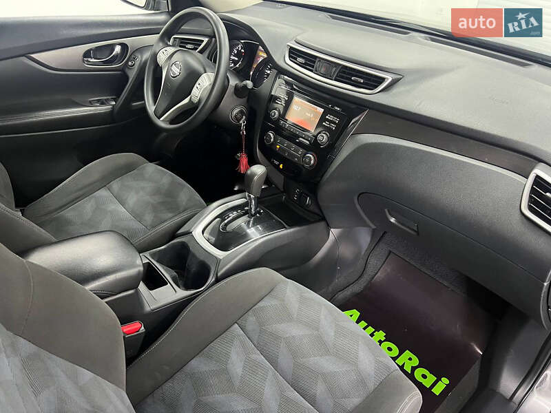 Внедорожник / Кроссовер Nissan Rogue 2016 в Одессе