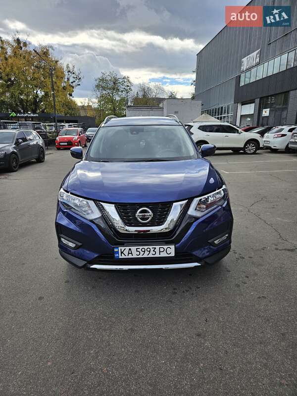 Позашляховик / Кросовер Nissan Rogue 2019 в Києві