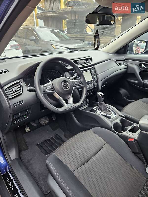 Позашляховик / Кросовер Nissan Rogue 2019 в Києві