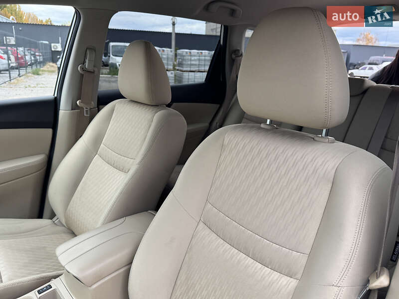 Позашляховик / Кросовер Nissan Rogue 2019 в Білій Церкві