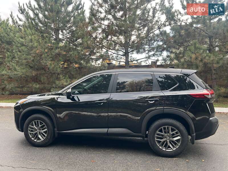 Внедорожник / Кроссовер Nissan Rogue 2021 в Днепре