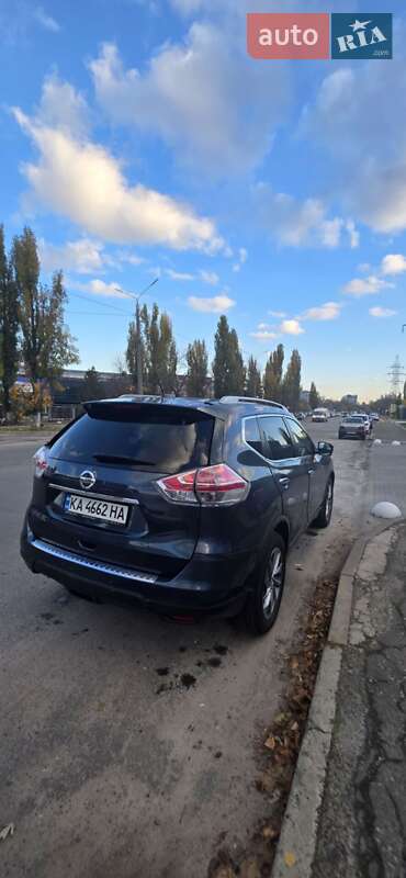 Внедорожник / Кроссовер Nissan Rogue 2014 в Киеве