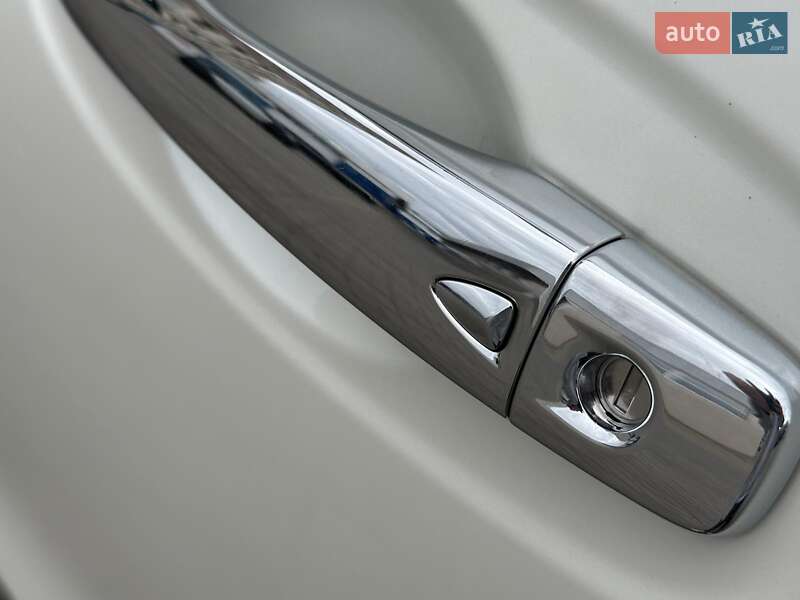 Внедорожник / Кроссовер Nissan Rogue 2014 в Одессе