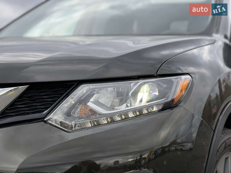 Внедорожник / Кроссовер Nissan Rogue 2016 в Киеве