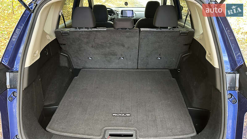 Внедорожник / Кроссовер Nissan Rogue 2021 в Виннице