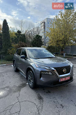 Позашляховик / Кросовер Nissan Rogue 2021 в Харкові