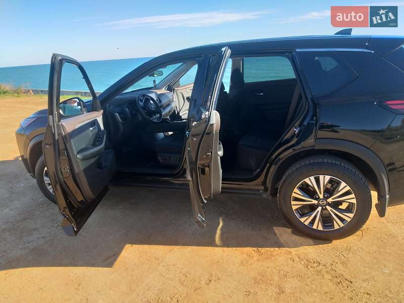 Внедорожник / Кроссовер Nissan Rogue 2021 в Одессе