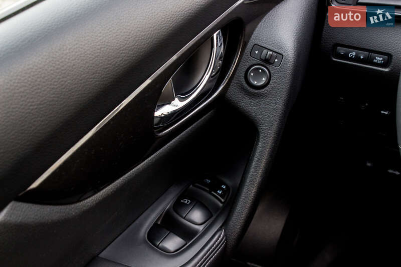 Внедорожник / Кроссовер Nissan Rogue 2017 в Львове фото 38 Внедорожник / Кроссовер Nissan Rogue 2017 в Львове