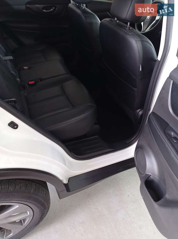 Внедорожник / Кроссовер Nissan Rogue 2015 в Яворове фото 78 Внедорожник / Кроссовер Nissan Rogue 2015 в Яворове