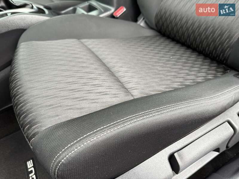 Внедорожник / Кроссовер Nissan Rogue 2017 в Ровно фото 50 Внедорожник / Кроссовер Nissan Rogue 2017 в Ровно