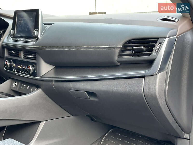 Внедорожник / Кроссовер Nissan Rogue 2023 в Киеве фото 34 Внедорожник / Кроссовер Nissan Rogue 2023 в Киеве