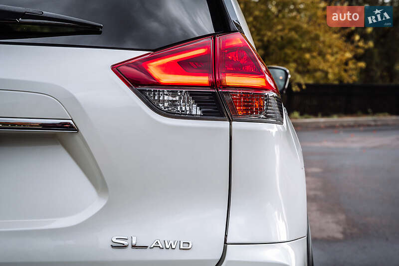 Внедорожник / Кроссовер Nissan Rogue 2018 в Белой Церкви