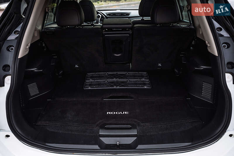 Внедорожник / Кроссовер Nissan Rogue 2018 в Белой Церкви