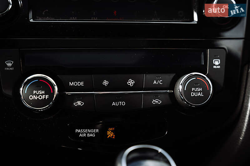 Внедорожник / Кроссовер Nissan Rogue 2018 в Белой Церкви