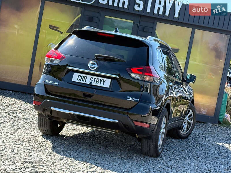 Внедорожник / Кроссовер Nissan Rogue 2018 в Стрые