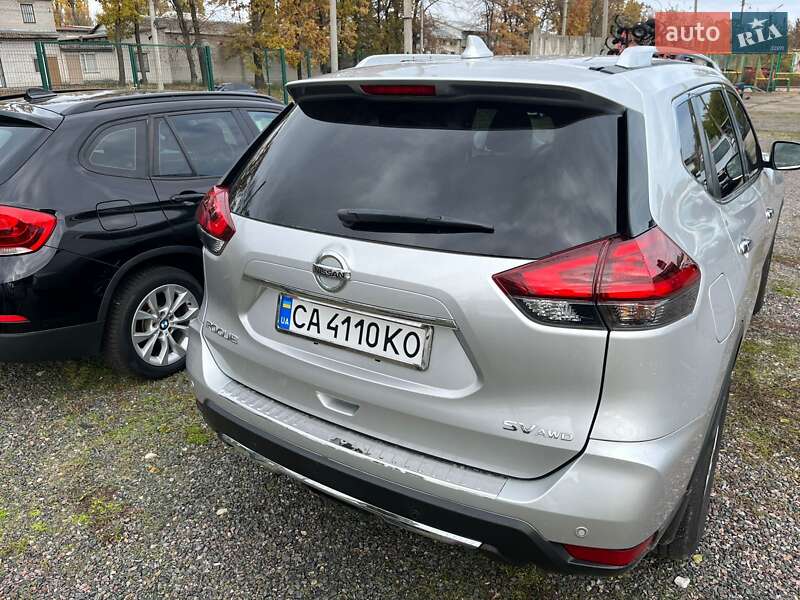 Внедорожник / Кроссовер Nissan Rogue 2019 в Черкассах