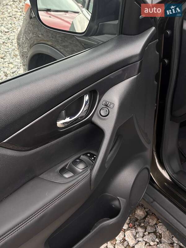 Внедорожник / Кроссовер Nissan Rogue 2017 в Львове фото 11 Внедорожник / Кроссовер Nissan Rogue 2017 в Львове