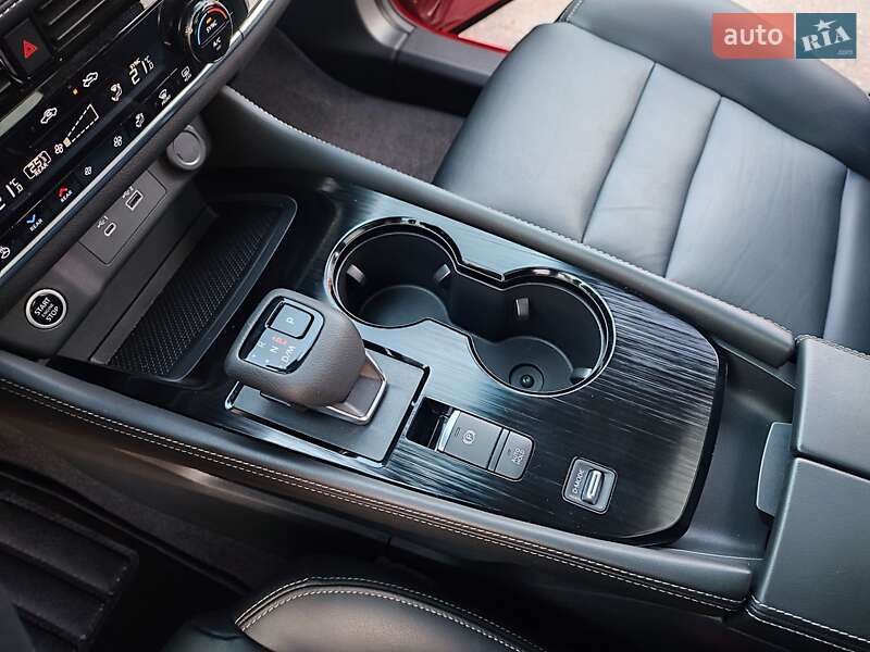 Внедорожник / Кроссовер Nissan Rogue 2023 в Киеве фото 30 Внедорожник / Кроссовер Nissan Rogue 2023 в Киеве